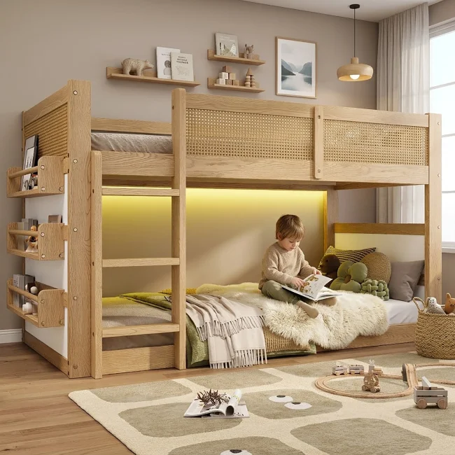 StayPlay Runaway Stapelbed 90x200cm – Grenen Wit met LED-verlichting, opbergruimte en veilige trap