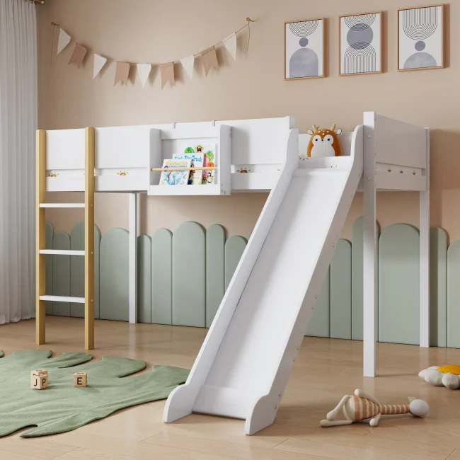 StayPlay Runaway Stapelbed 90x200cm – Grenen Wit met glijbaan en veilige trap