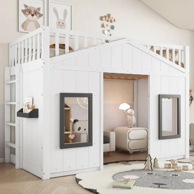 StayPlay Runaway Stapelbed 90x200cm – Grenen met veilige trap en huisvormig raamdesign