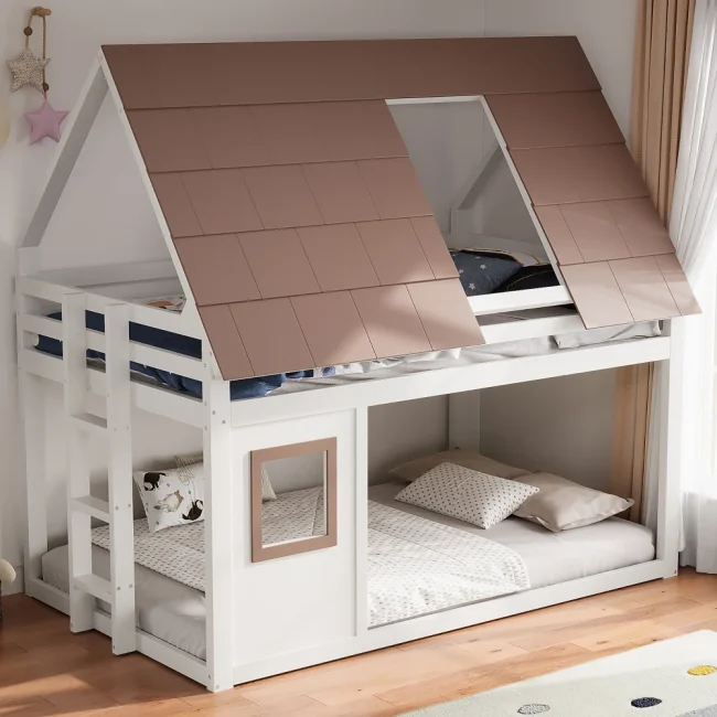 StayPlay Runaway Stapelbed 140x200cm – Hout met huisvormig raamdesign