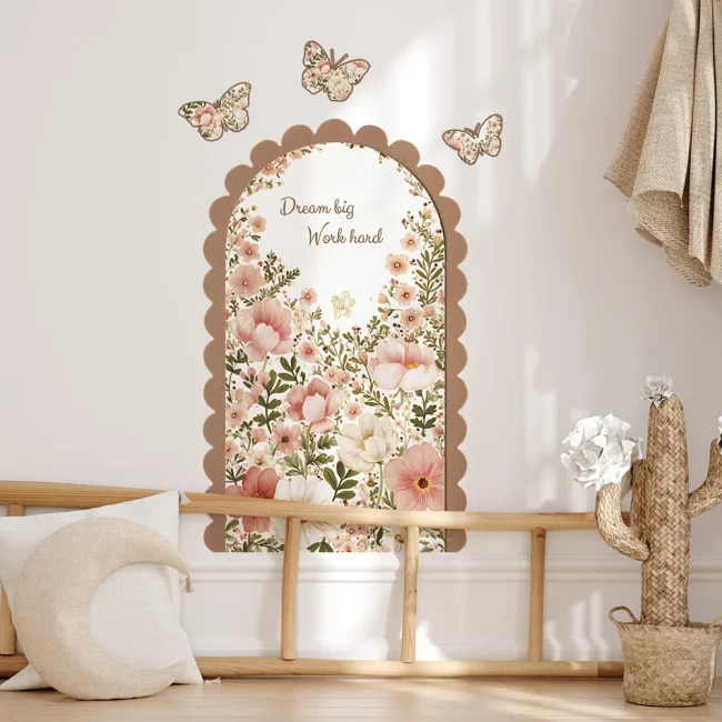 StayPlay Runaway Muursticker – Bloemenmotief, Hout met zelfklevend