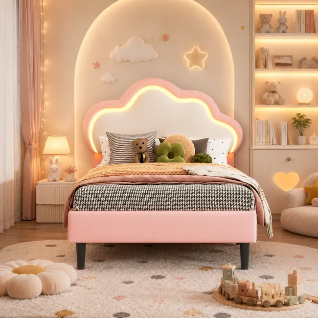 StayPlay Runaway Kinderbed 90x200cm – Roze met LED-verlichting en wolkvormig hoofdeinde