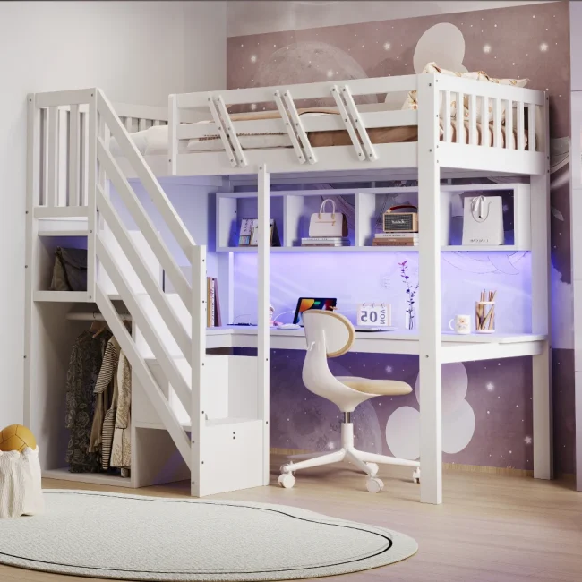 StayPlay Runaway Kinderbed – Massief Hout met LED-verlichting, USB-oplaadpoort en veilige trap