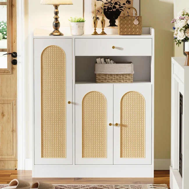 StayPlay Runaway Opbergkast 90×35×110cm – Rotan met 1 laden, 3 deuren en verstelbare planken