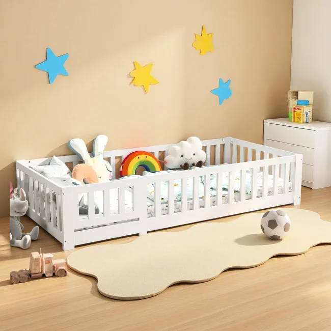 StayPlay Runaway Kinderbed 90x200cm – Massief Grenen met lattenbodem en veiligheidsrand