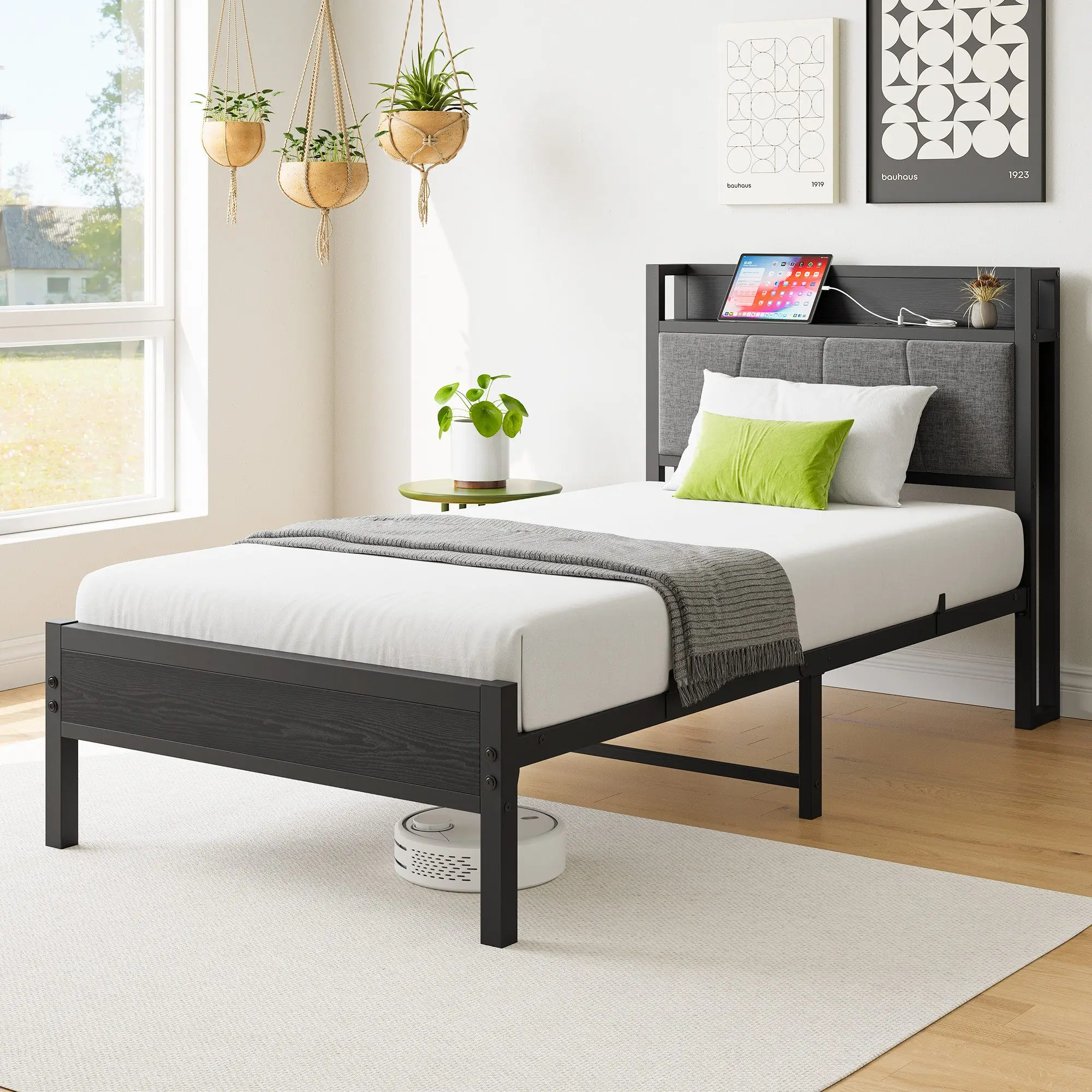 StayPlay Runaway Kinderbed – Metalen met opbergruimte