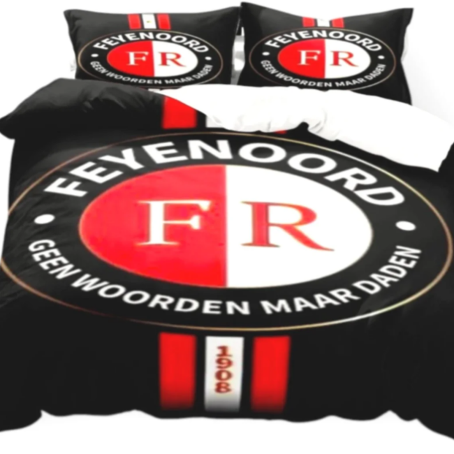 StayPlay Runaway Feyenoord | Voetbal Dekbedovertrek Inclusief Kussensloop