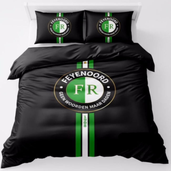 StayPlay Runaway Feyenoord | Voetbal Dekbedovertrek - Inclusief Kussensloop(en) – Voetbal Beddengoed