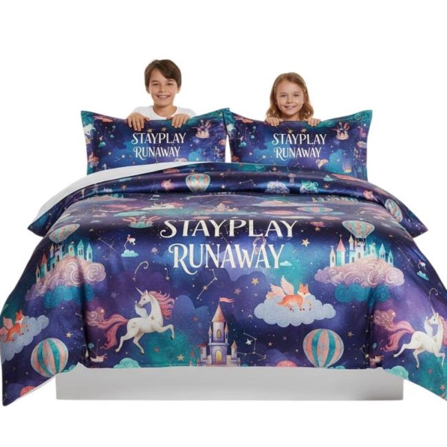 StayPlay Runaway Stayplay Runaway Dekbedovertrek met Kussens