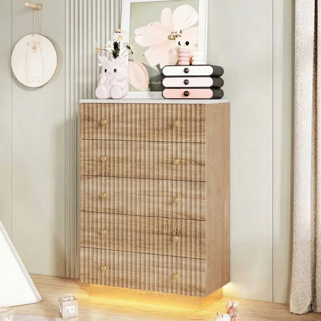 StayPlay Runaway Ladekast 73x40x111cm – Eiken met 5 laden